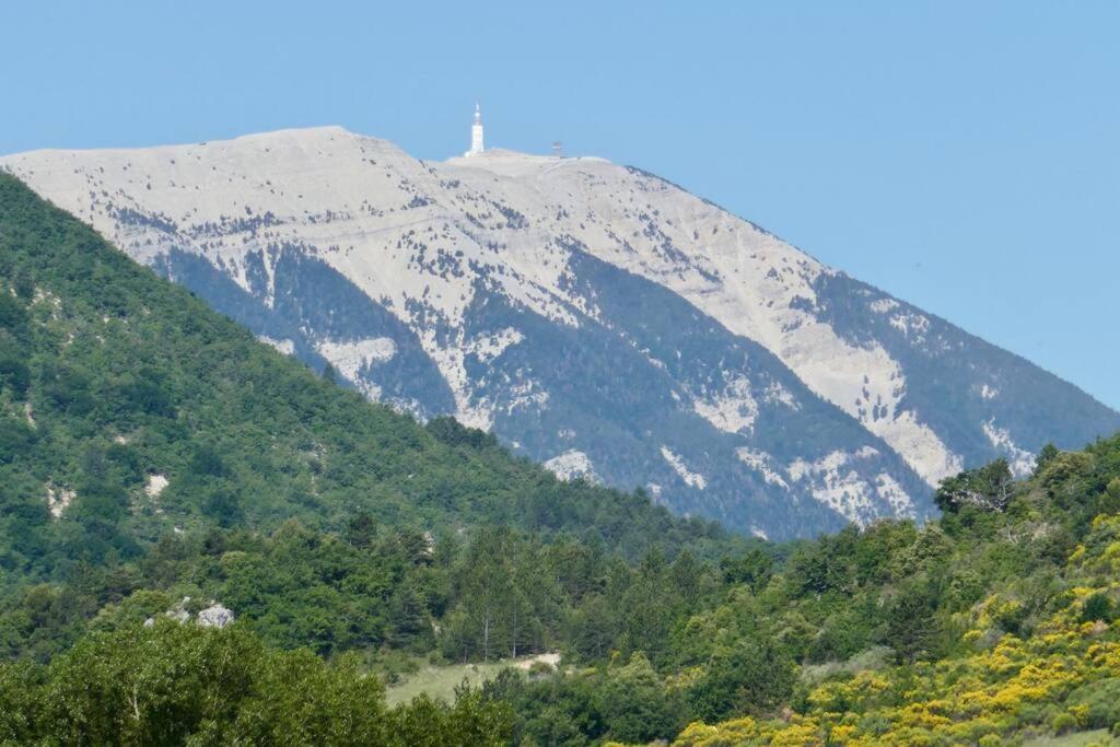 Apartamento La Vue Est Belle Montbrun-les-Bains Exterior foto
